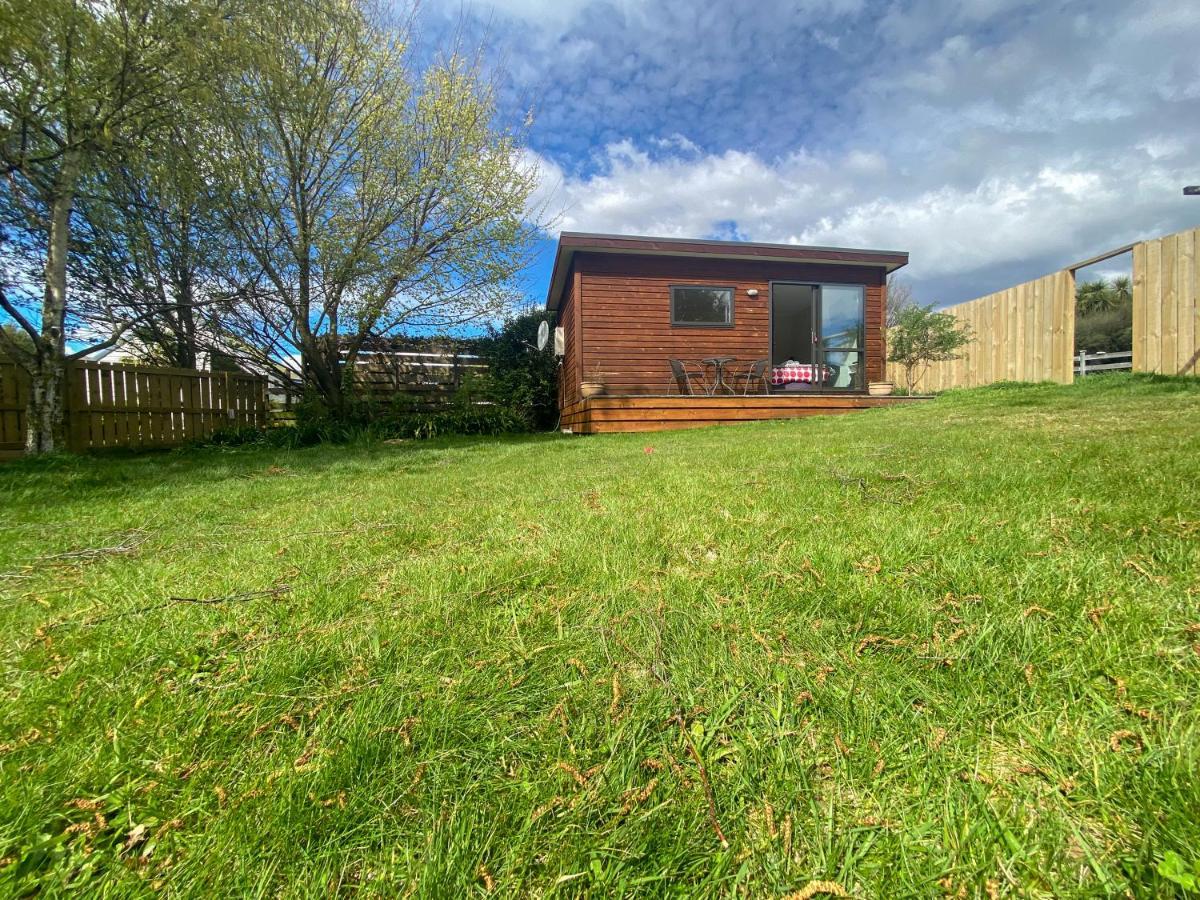 Lake Hawea Cabin With Mountain Views- Outdoor Bath! Exterior foto